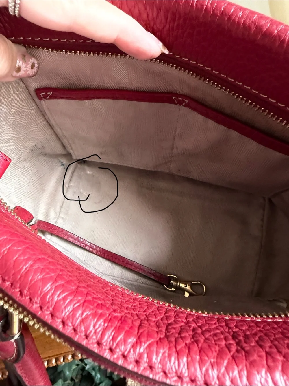 Michael Kors Selby cherry red pebble Leather Satchel with Gold Hardware EUC